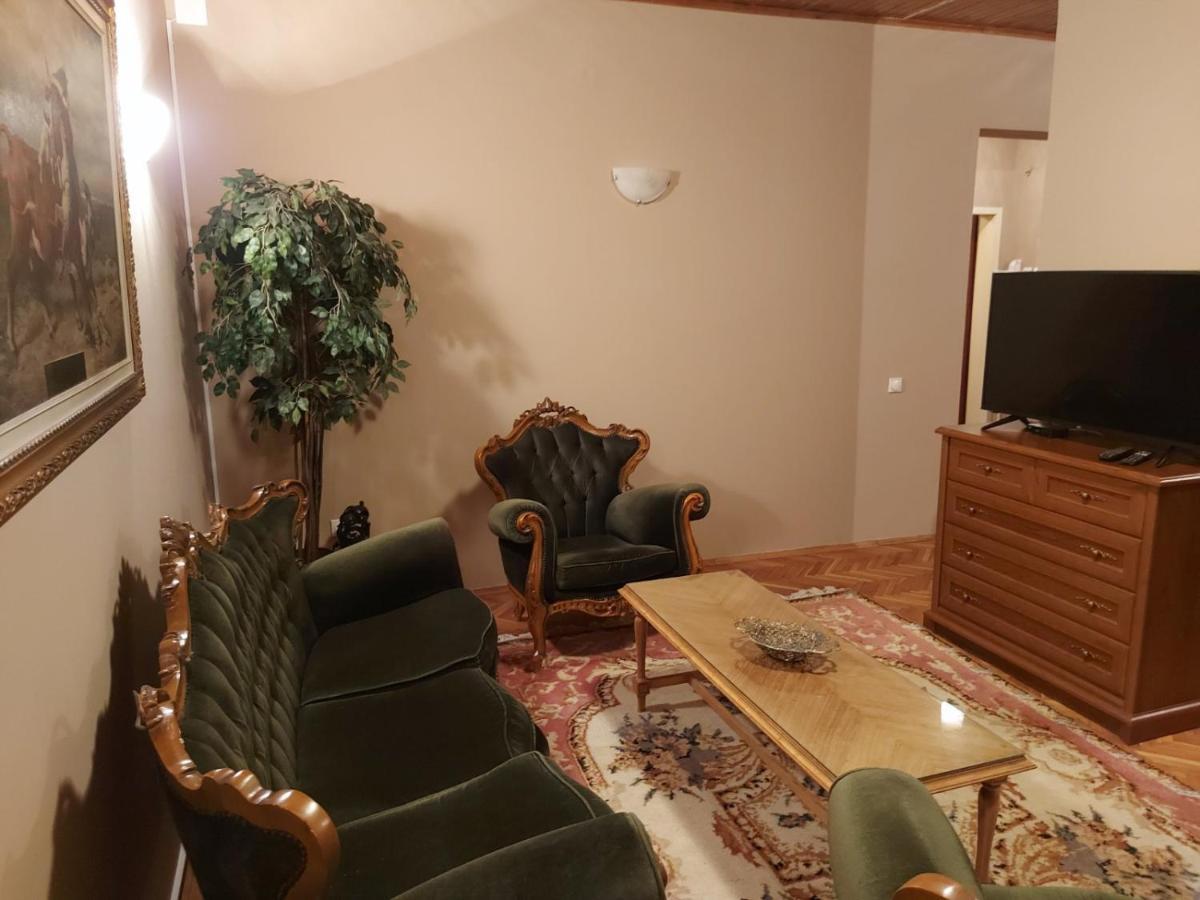 Danica I Vuk Apartment นิส ภายนอก รูปภาพ